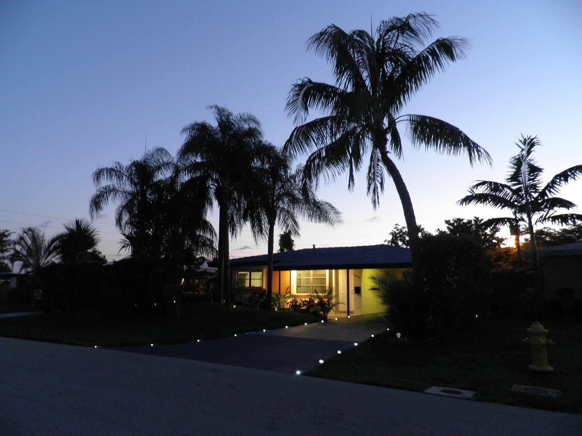 Blue Ocean Guesthouse Oakland Park Exterior foto